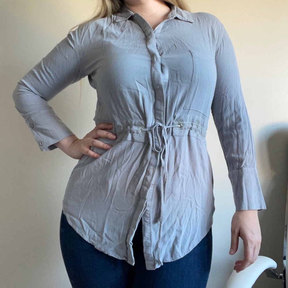 Grey great shape shirt with tie - Picture 1 of 9